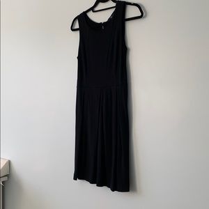 GAP sleeveless black dress